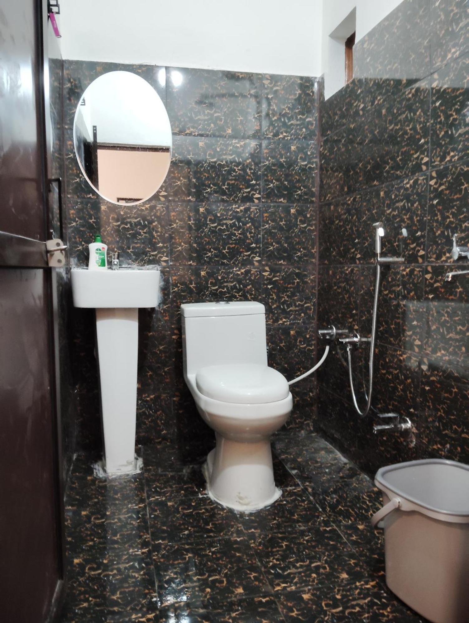 Alaknanda Homestay Karnaprayāg Dış mekan fotoğraf