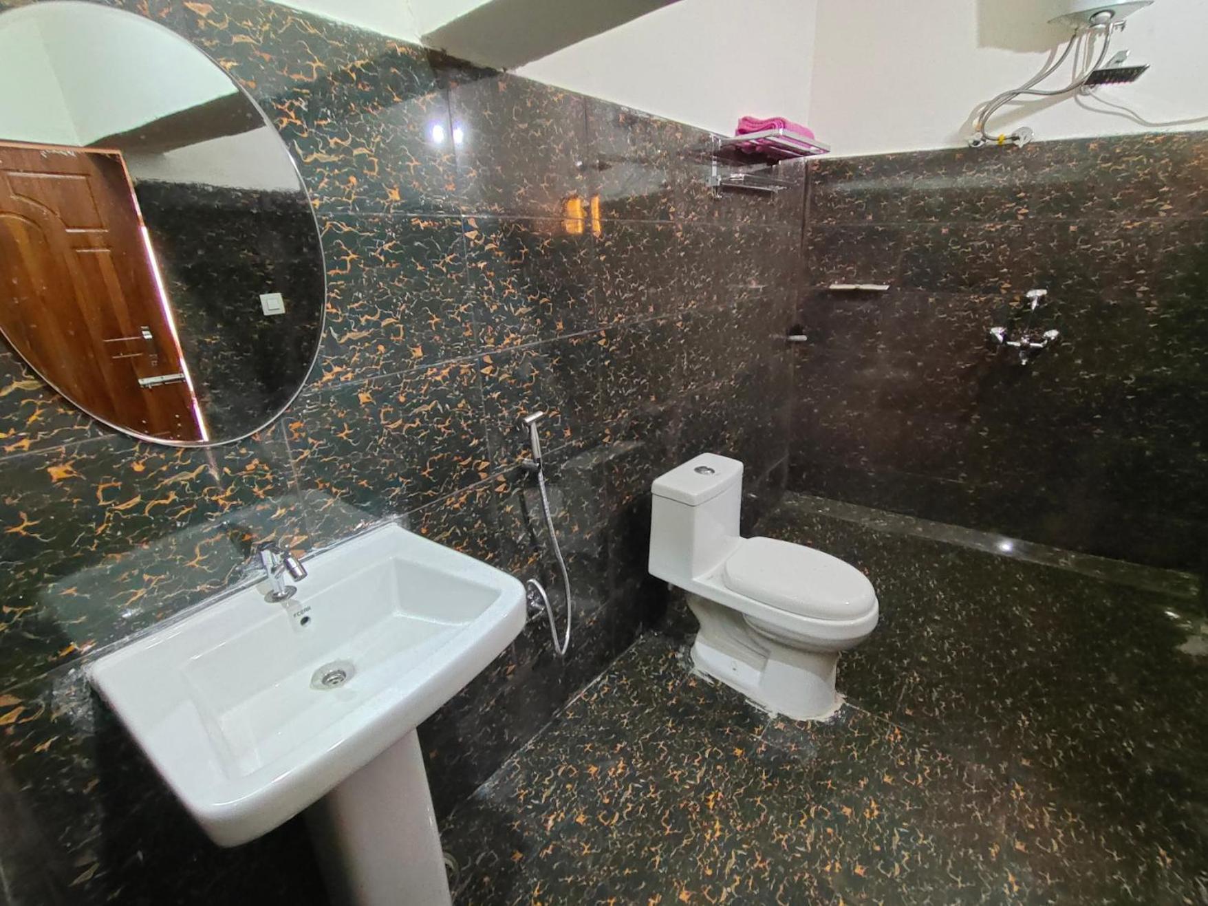 Alaknanda Homestay Karnaprayāg Dış mekan fotoğraf